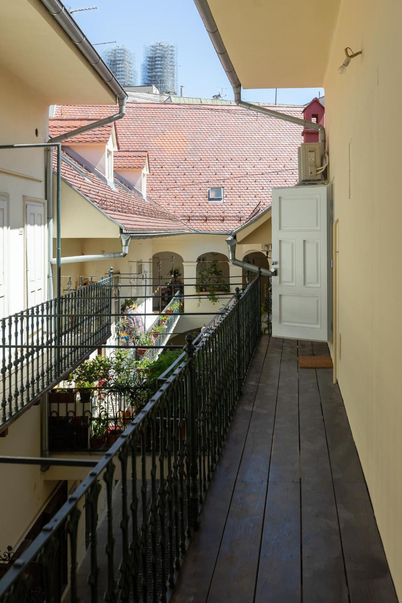 Apartment Nikola 4* Zagabria Esterno foto